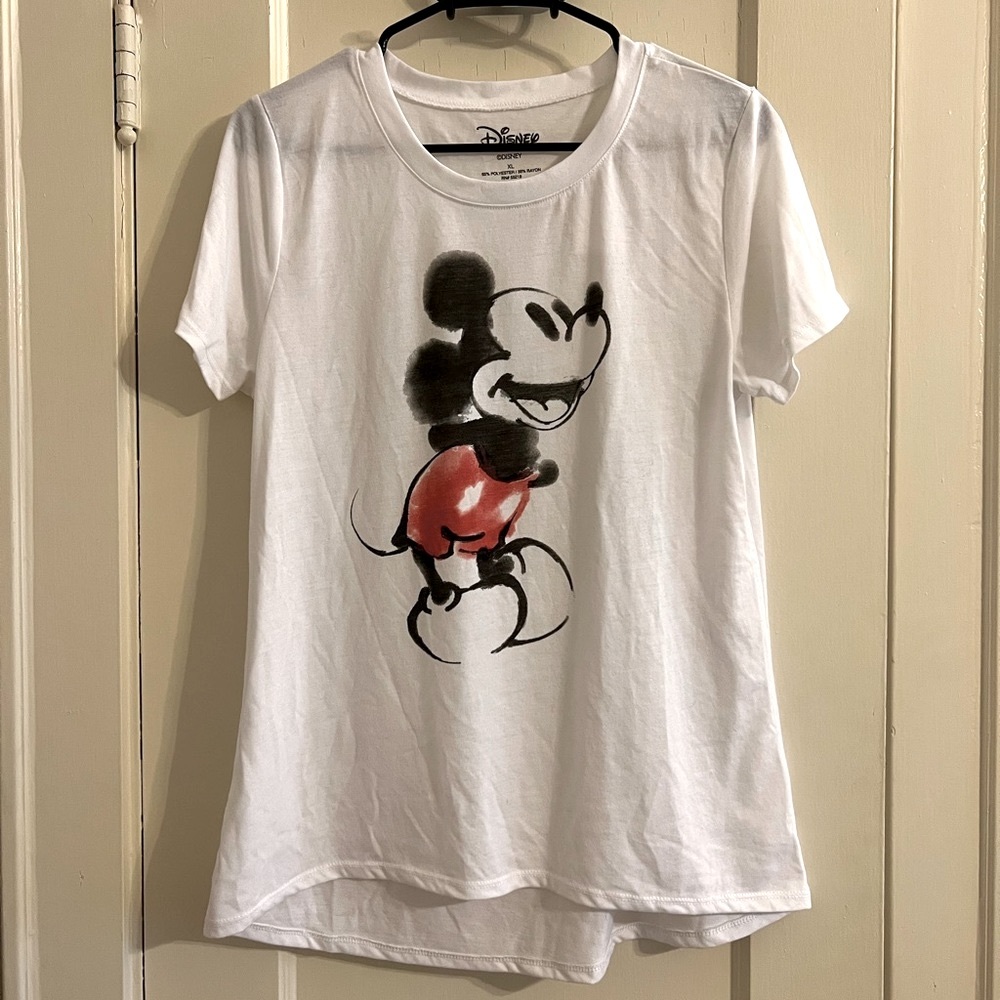 Disney White XL Shirt